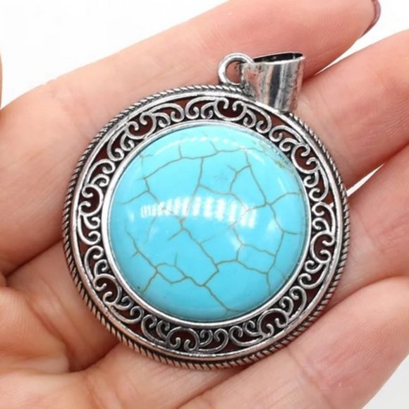 Carved Design Turquoise Blue Howlite Stone Pendant Necklace - Picture 3 of 3